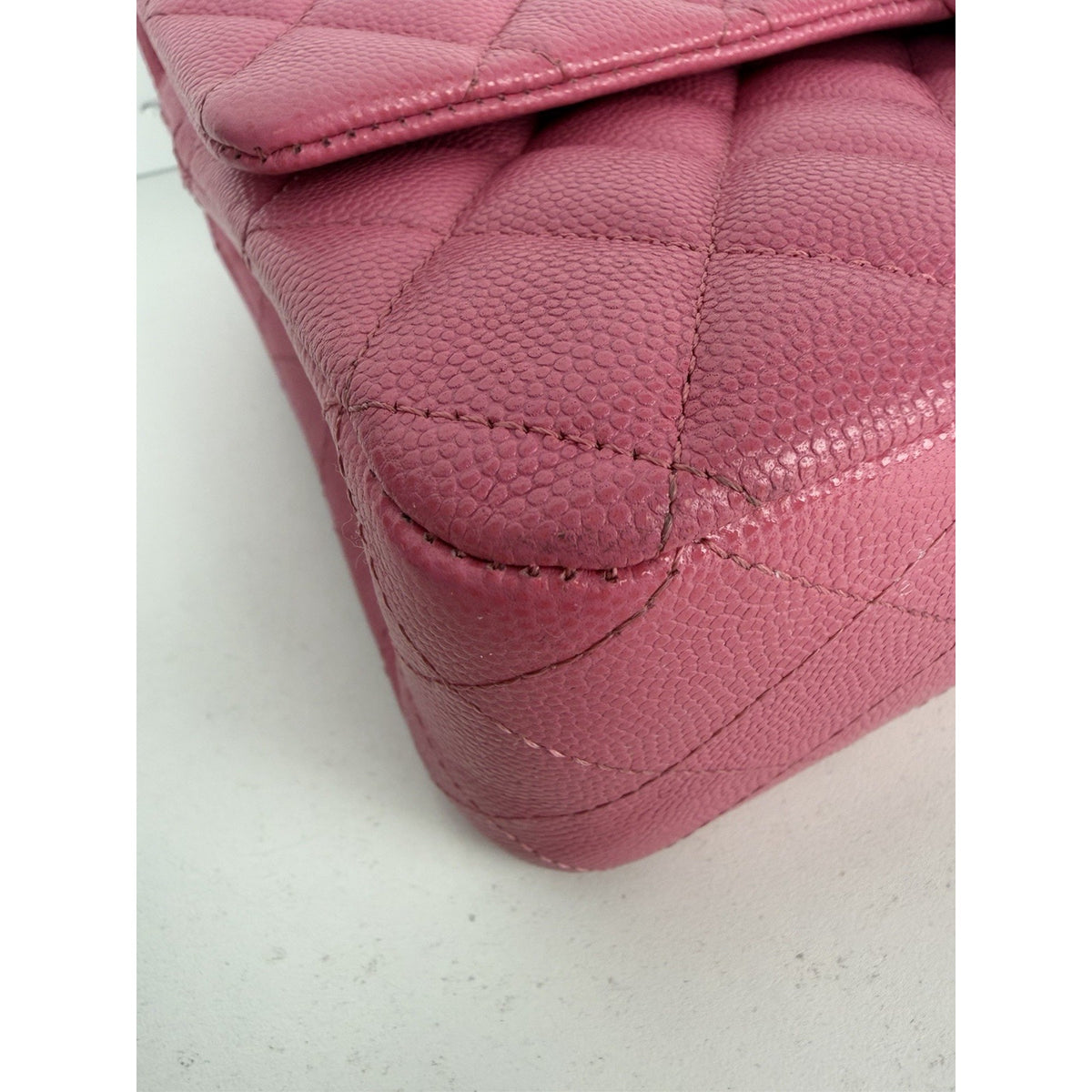 Chanel Classic Double Flap Shoulder Bag Medium in Pink Caviar Leather 2019 YE-1