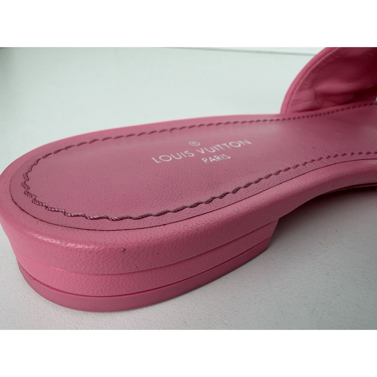 Louis Vuitton Revival Flat Mules in Embossed Pink Leather 36EU (6 US) 2020