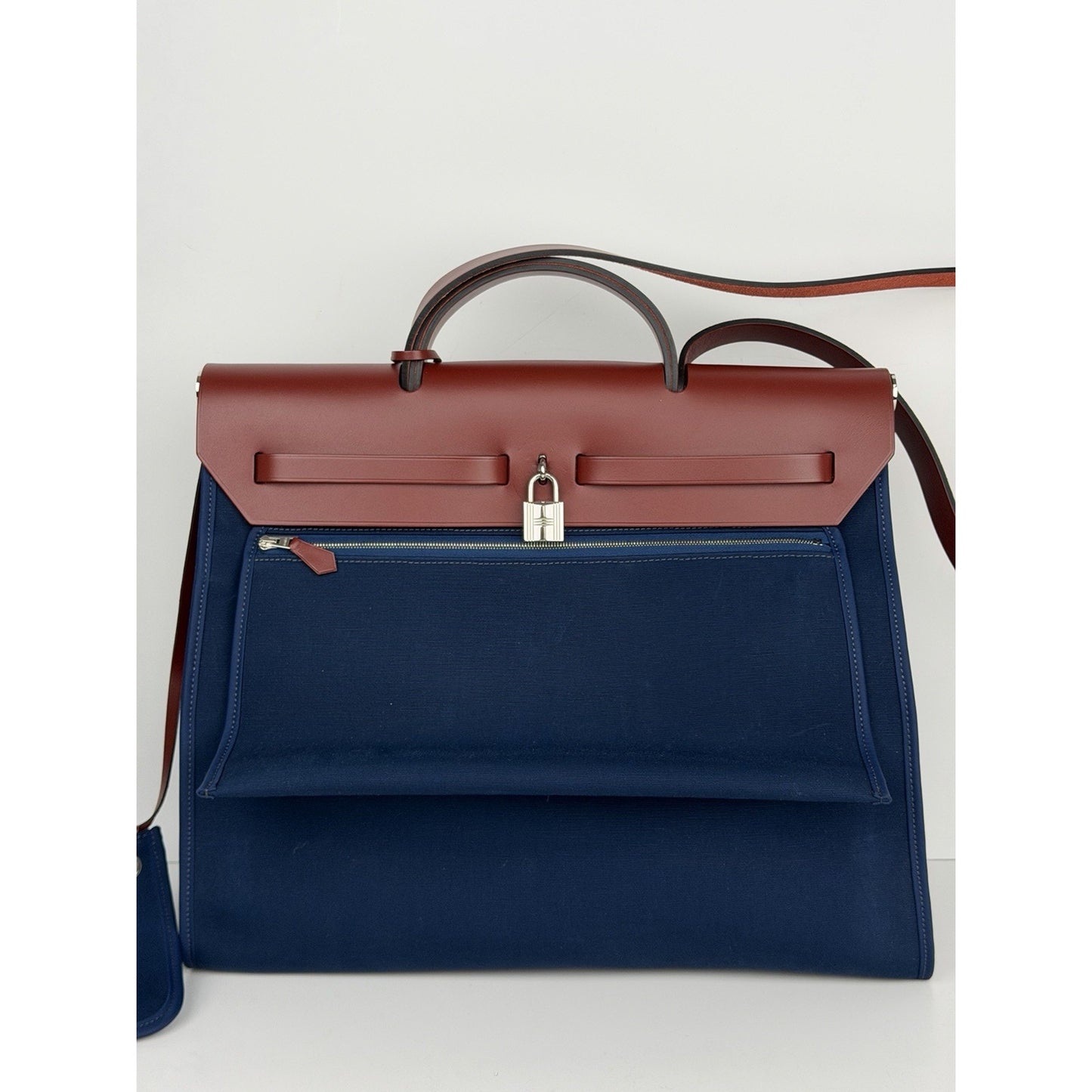 Hermes Herbag Zip 39 MM Toile Vache Hunter Navy Canvas and Leather Trim 2015 D6