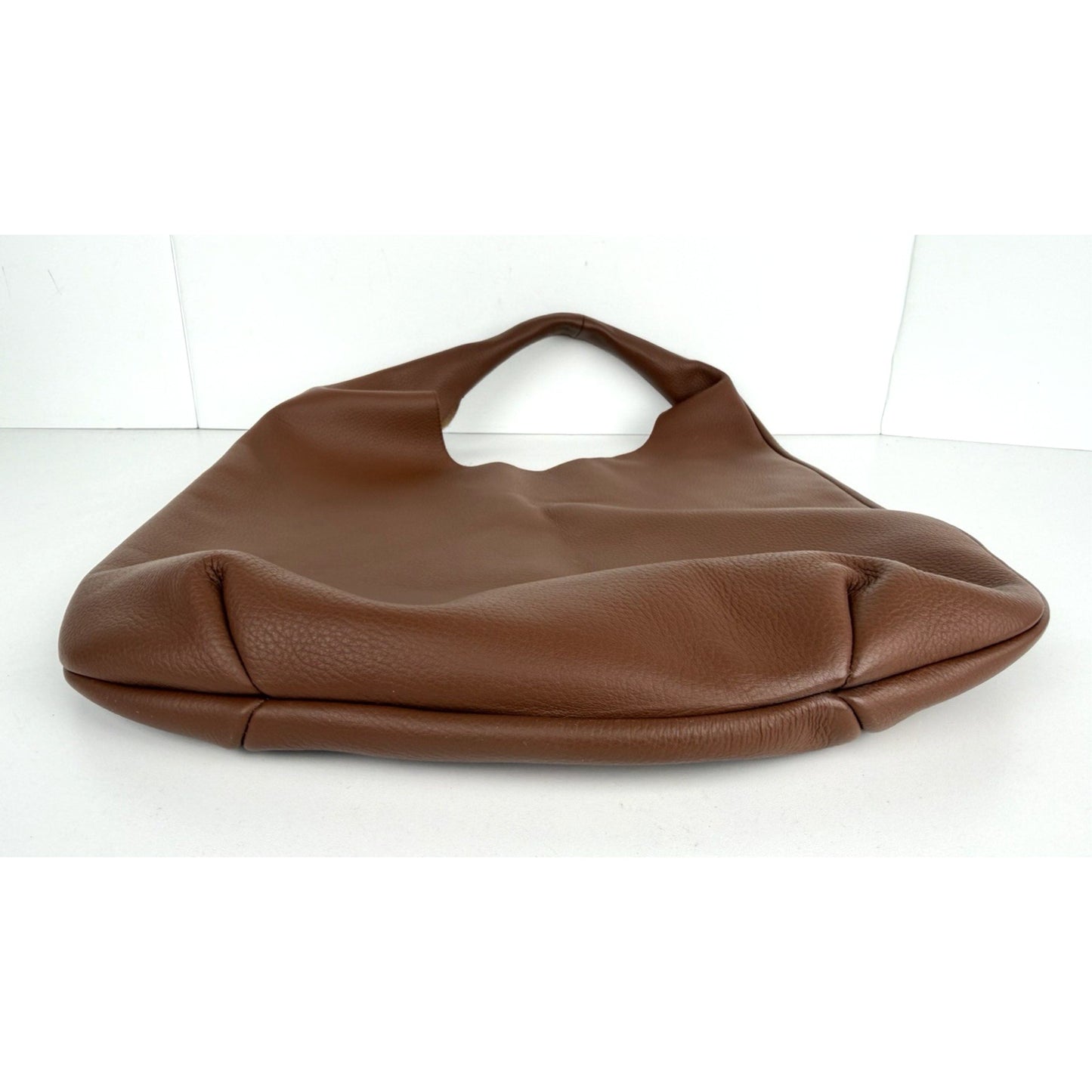 A.P.C. Le Neige Slouchy Hobo Bag Unisex in Cognac Brown Grained Leather S-19