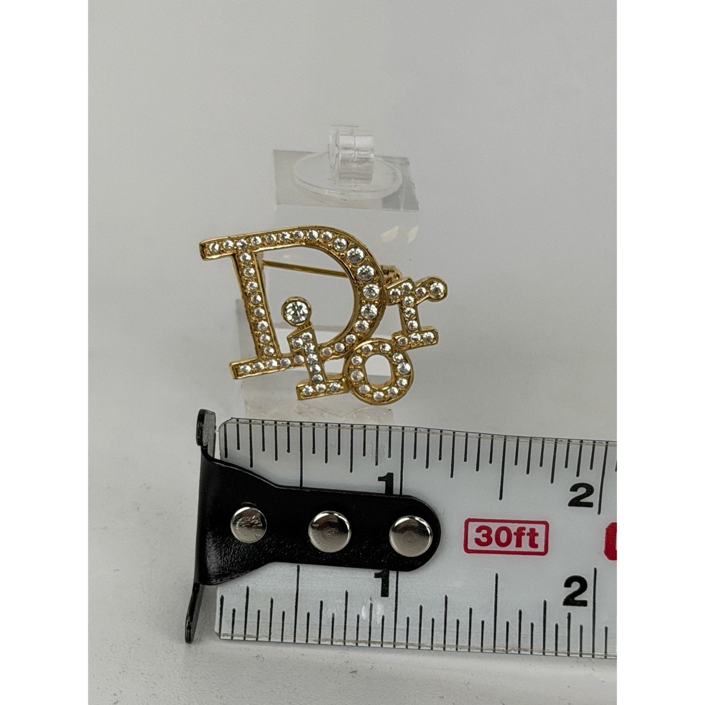 Christian Dior Gold Logo Brooch Rhinestone-Encrusted Letters K3