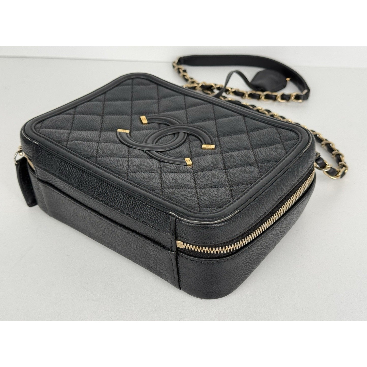 Chanel Caviar Quilted Small CC Filigree Vanity Case Black B-5