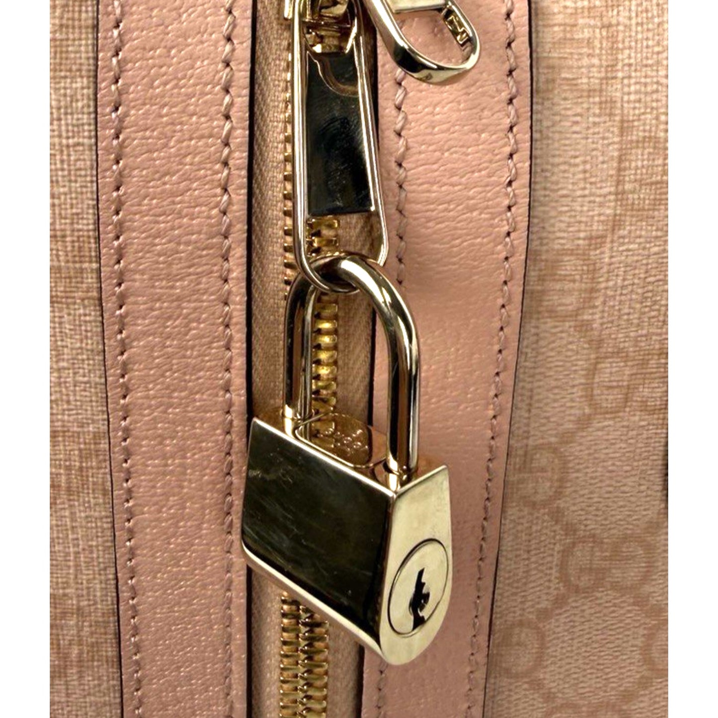 Gucci Ophidia Medium Duffle Bag in Dusty Pink GG Supreme Canvas and Leather S