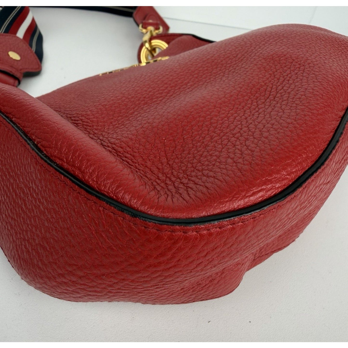 Prada Rubino Vitello Phenix Small Crossbody Bag in Red Leather S01