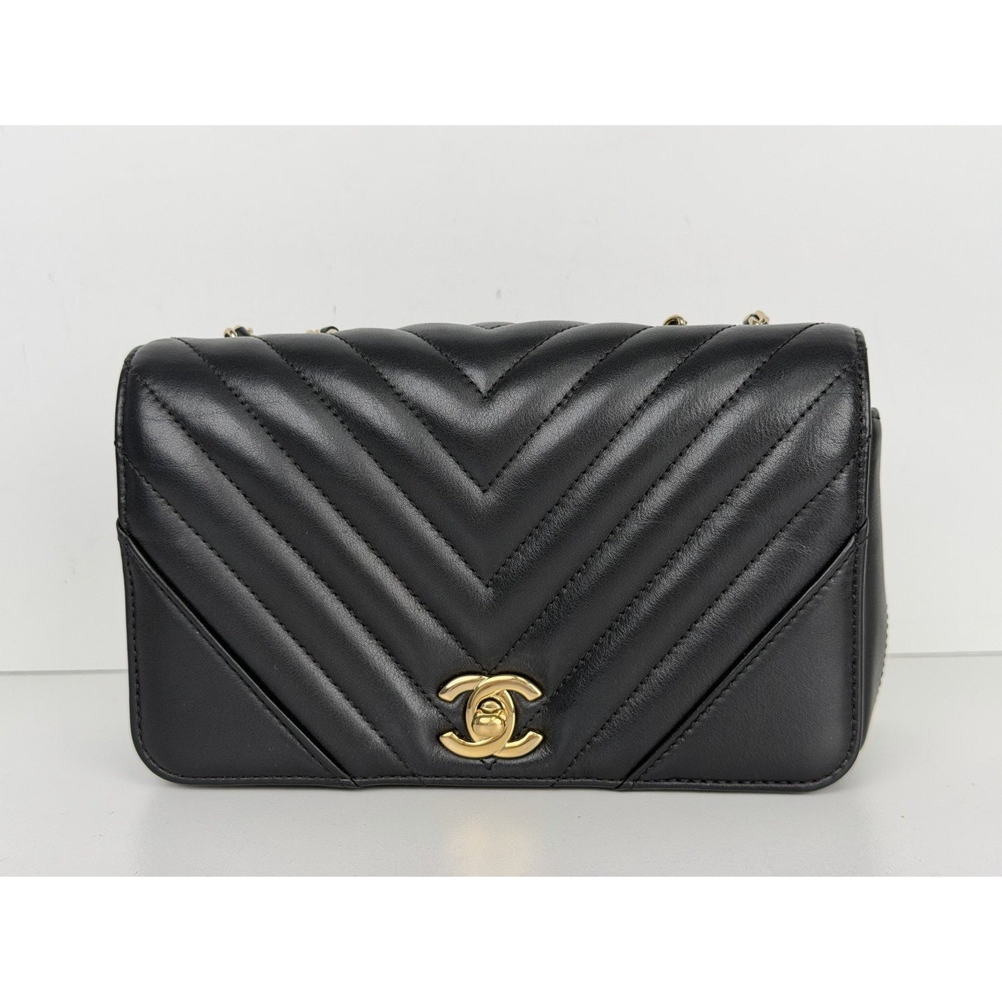 Chanel Flap Bag Chevron Statement Mini in Black Calfskin Leather 2019 C6