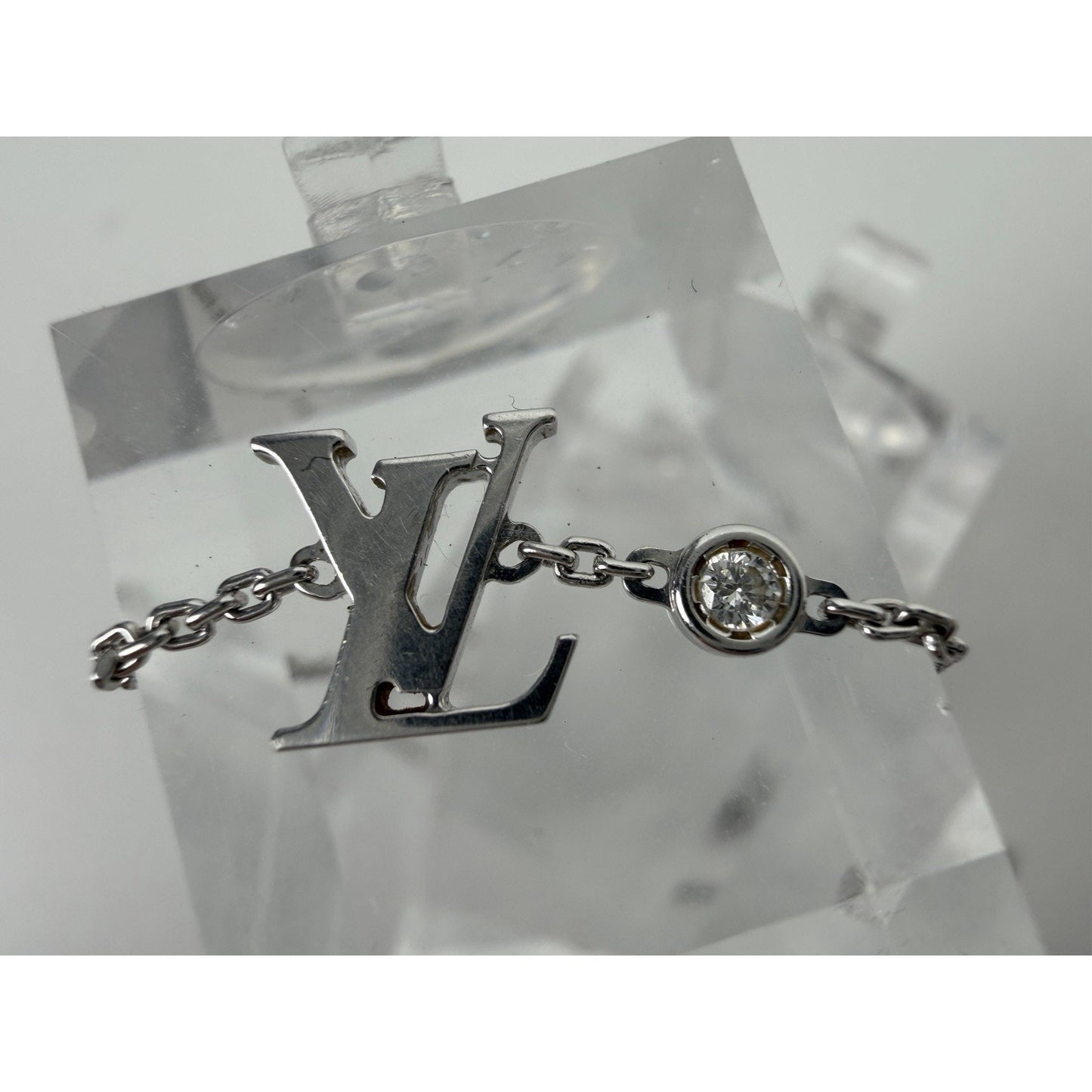 Louis Vuitton Idylle Blossom Pendant Necklace 18K White Gold with Diamond