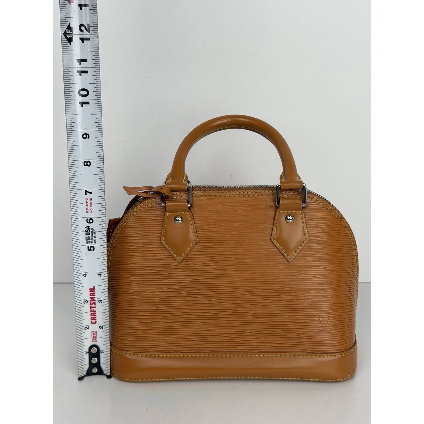 Louis Vuitton Alma BB Honey Gold Epi Leather Shoulder Bag (NFC) C-7