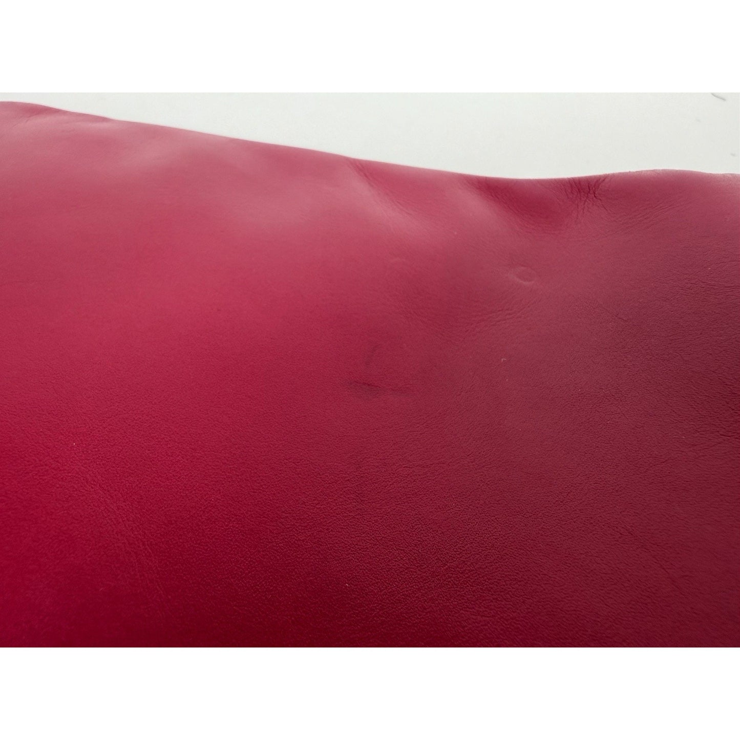Saint Laurent Pouch Folding Flap Clutch Bag in Fuchsia Leather S13