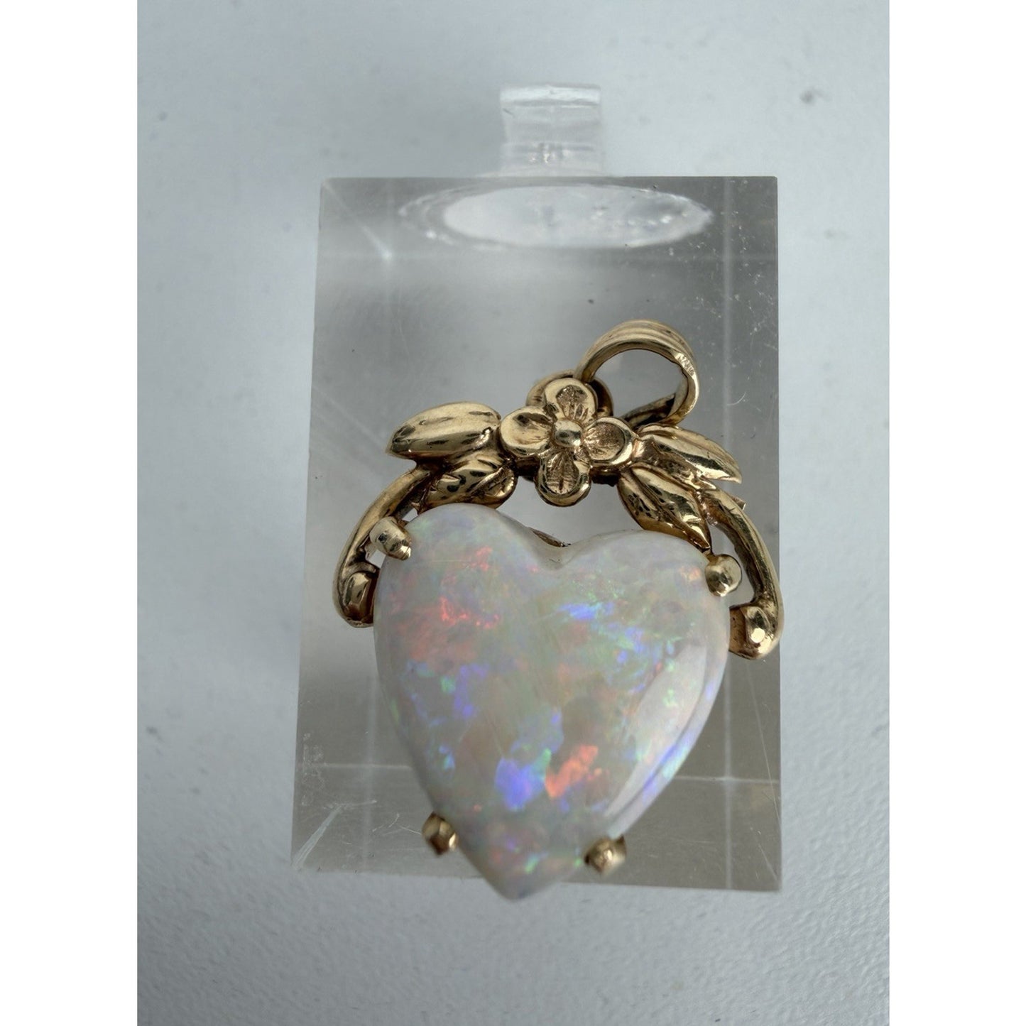 Tiffany & Co. Heart Shaped Australian Opal Pendant Approximately 4 CT 14k Vntg