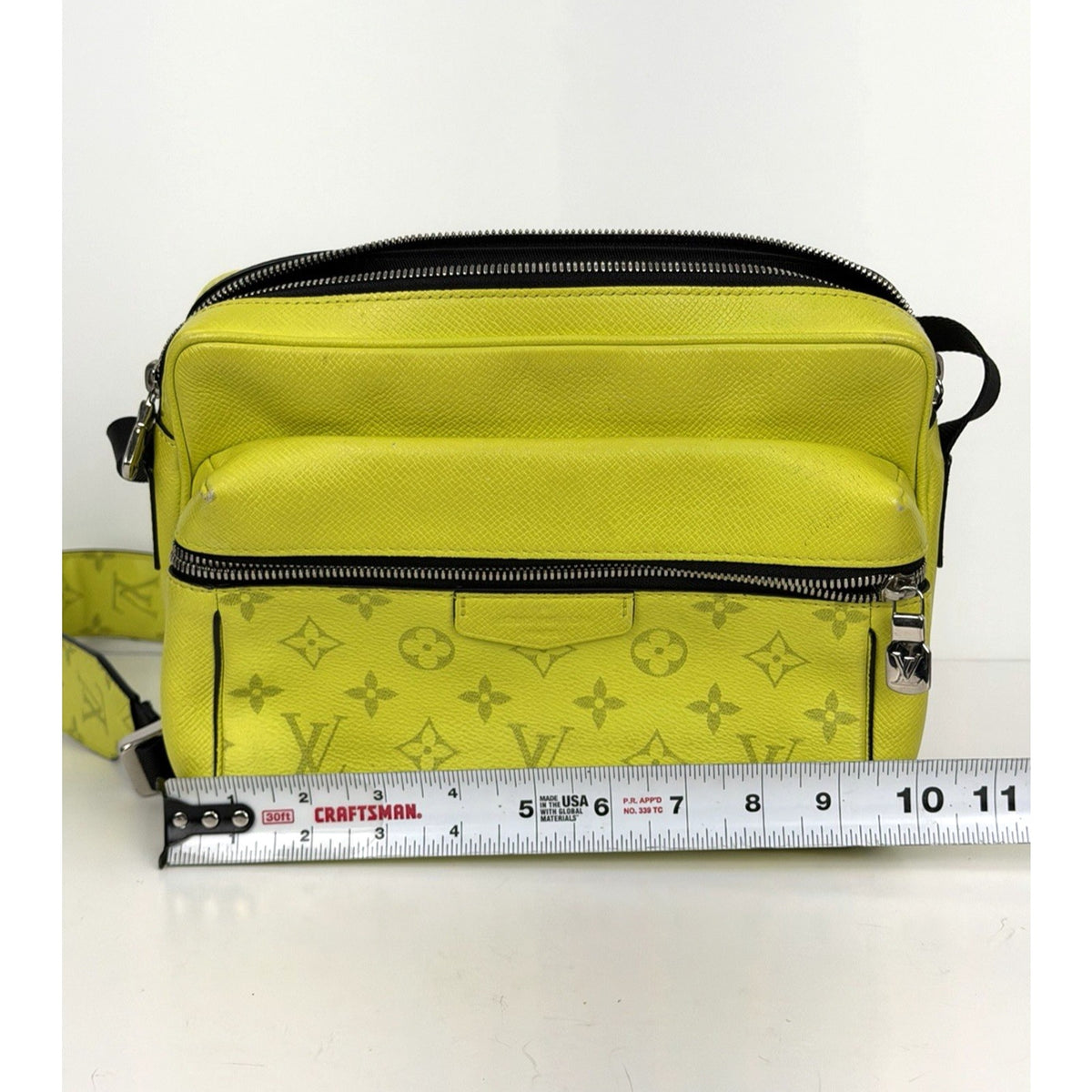 Louis Vuitton Taigarama Messenger Bag Taiga Leather Coated Canvas 2019 S11