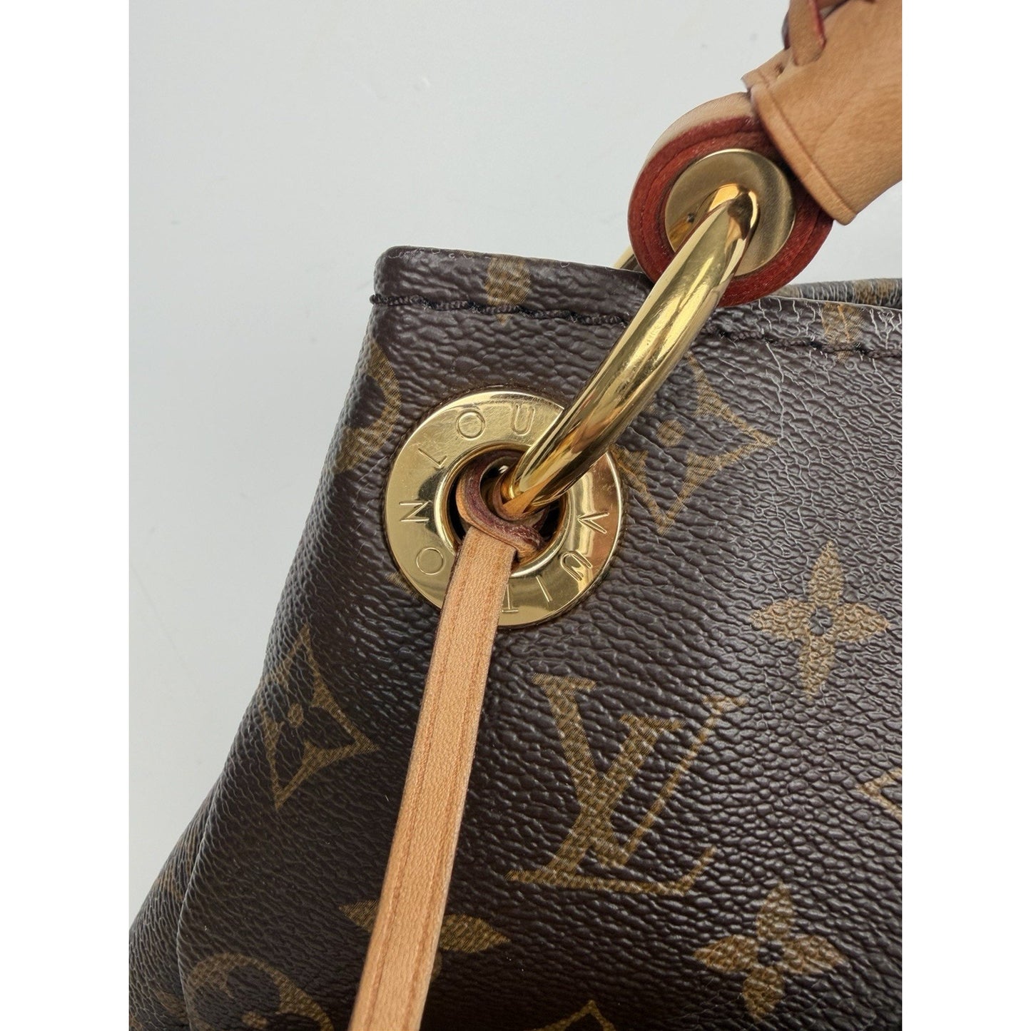 Louis Vuitton Artsy MM Bag in Brown Monogram Coated Canvas 2015 S
