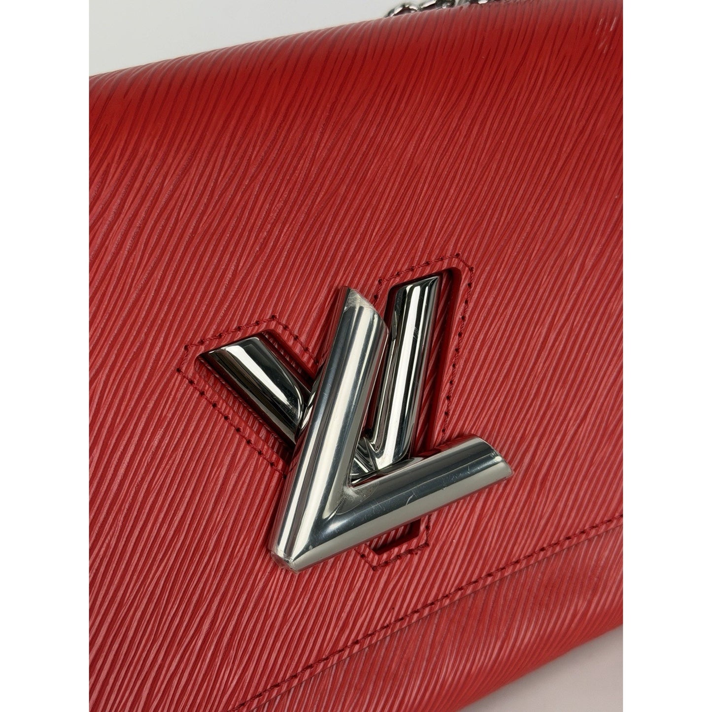 Louis Vuitton Coquelicot Epi Leather Twist MM Shoulder Bag (2019) B4