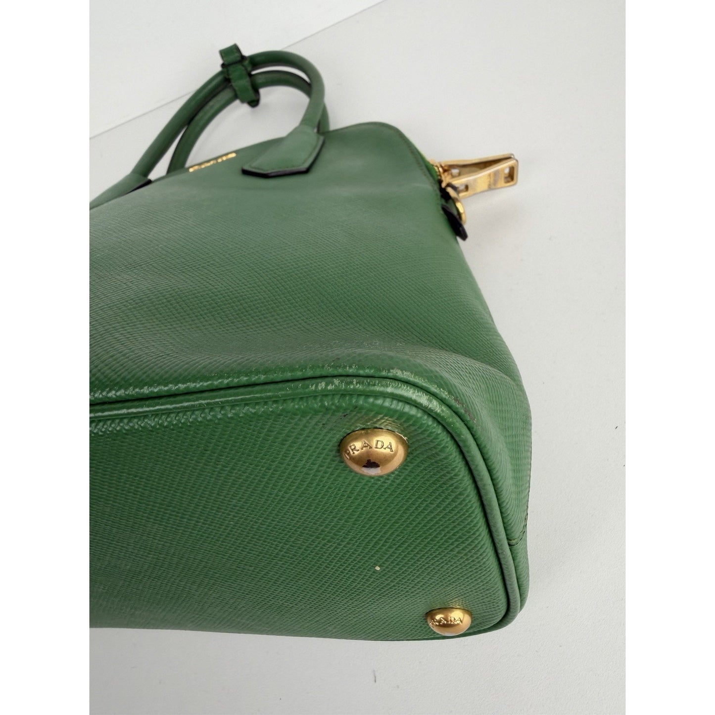 Prada Cuir Dome Satchel Medium Bag in Vibrant Green Saffiano Leather S