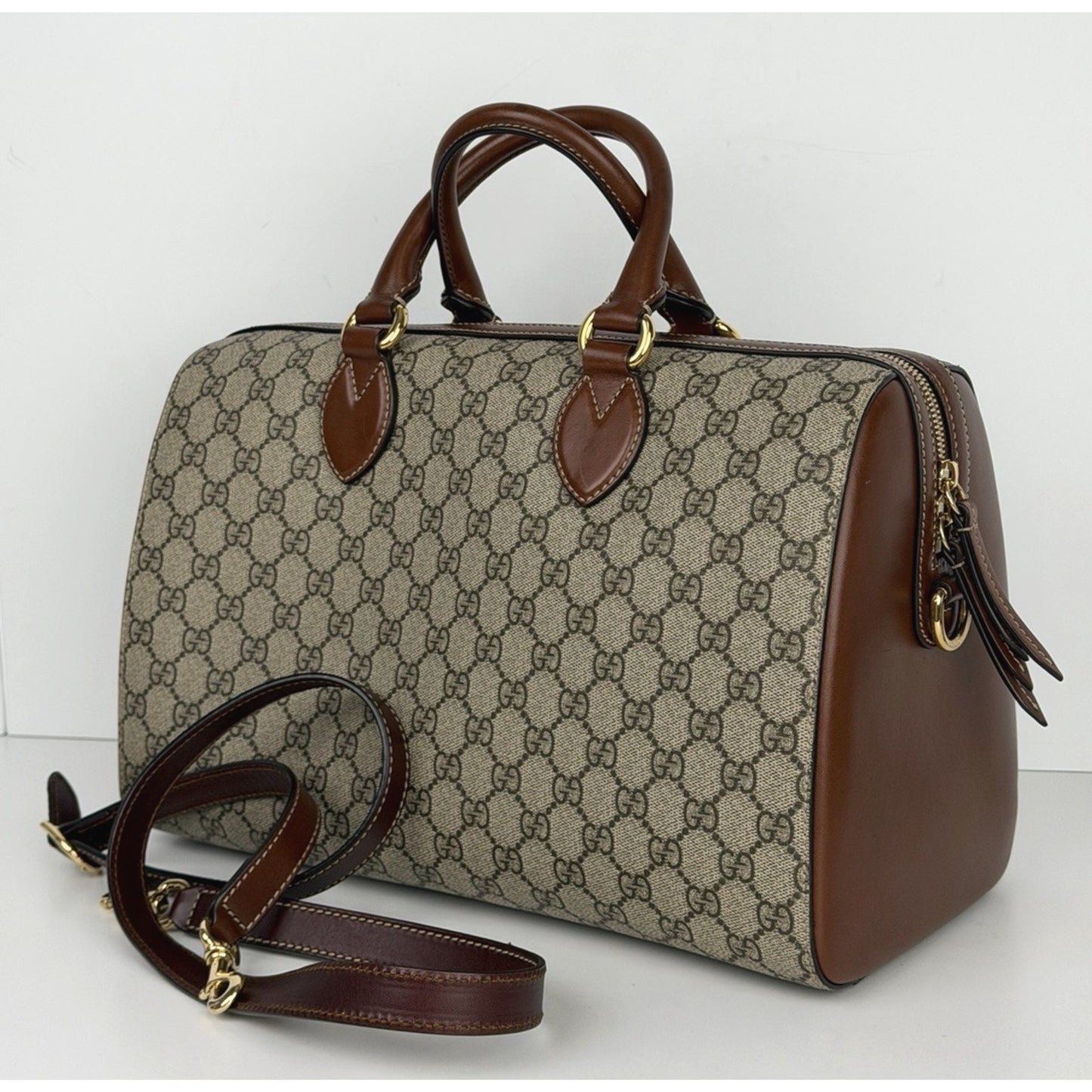 Gucci GG Supreme Canvas Boston Bag Medium Monogram Canvas and Leather Trim C1
