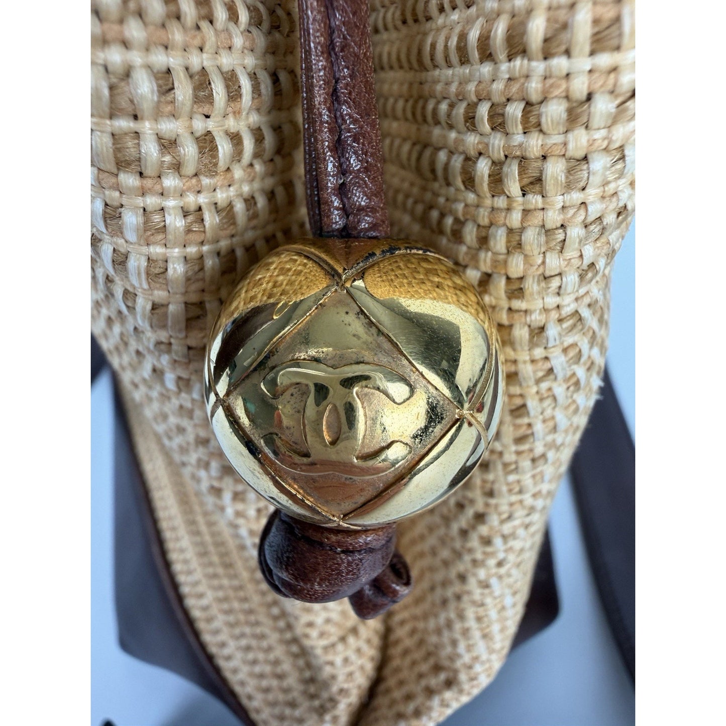 Chanel Raffia-Woven Tote Bag 1994 Vintage Beige Straw & Lambskin Leather Trim E5