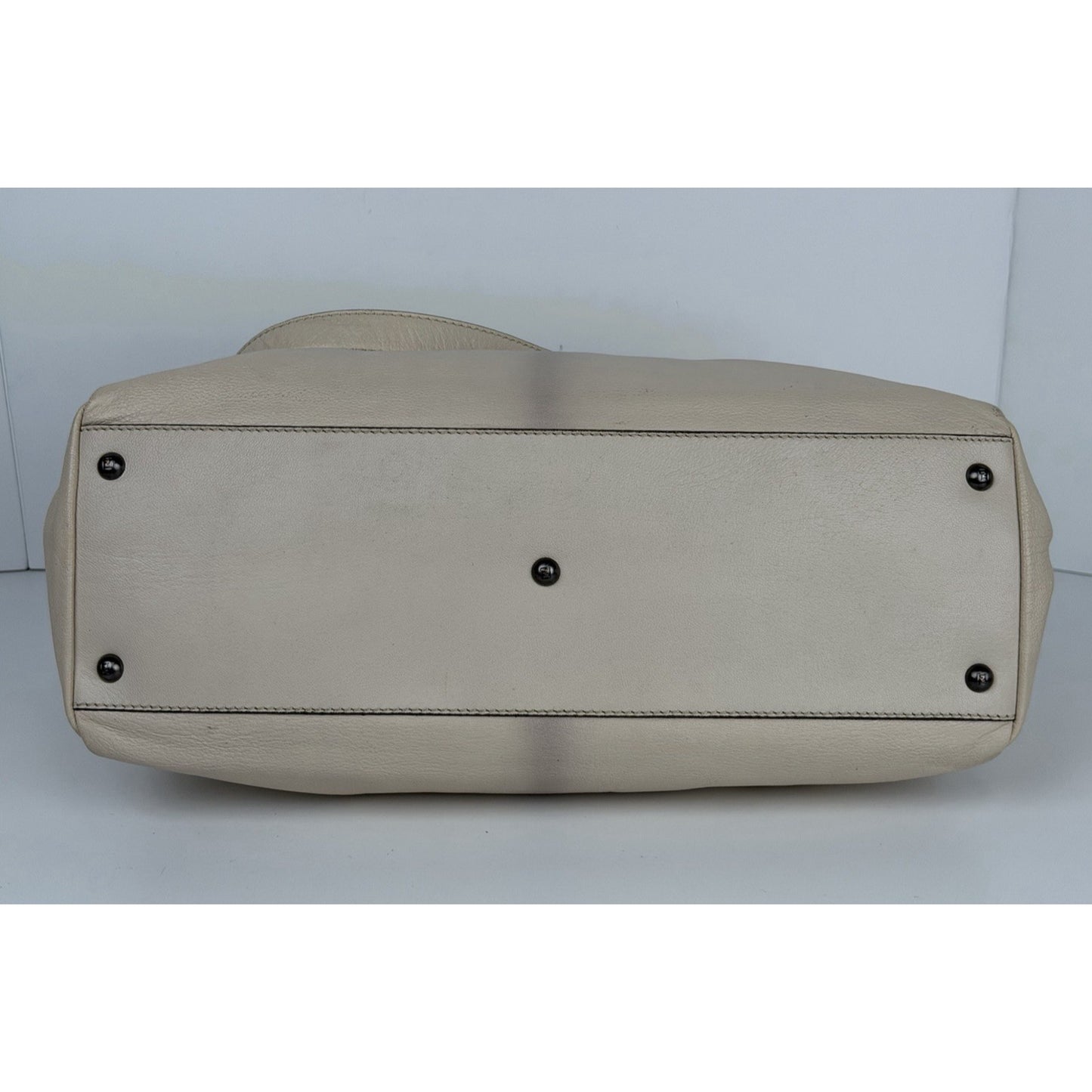 Fendi Peekaboo Bag in Light Beige Calf Leather S01