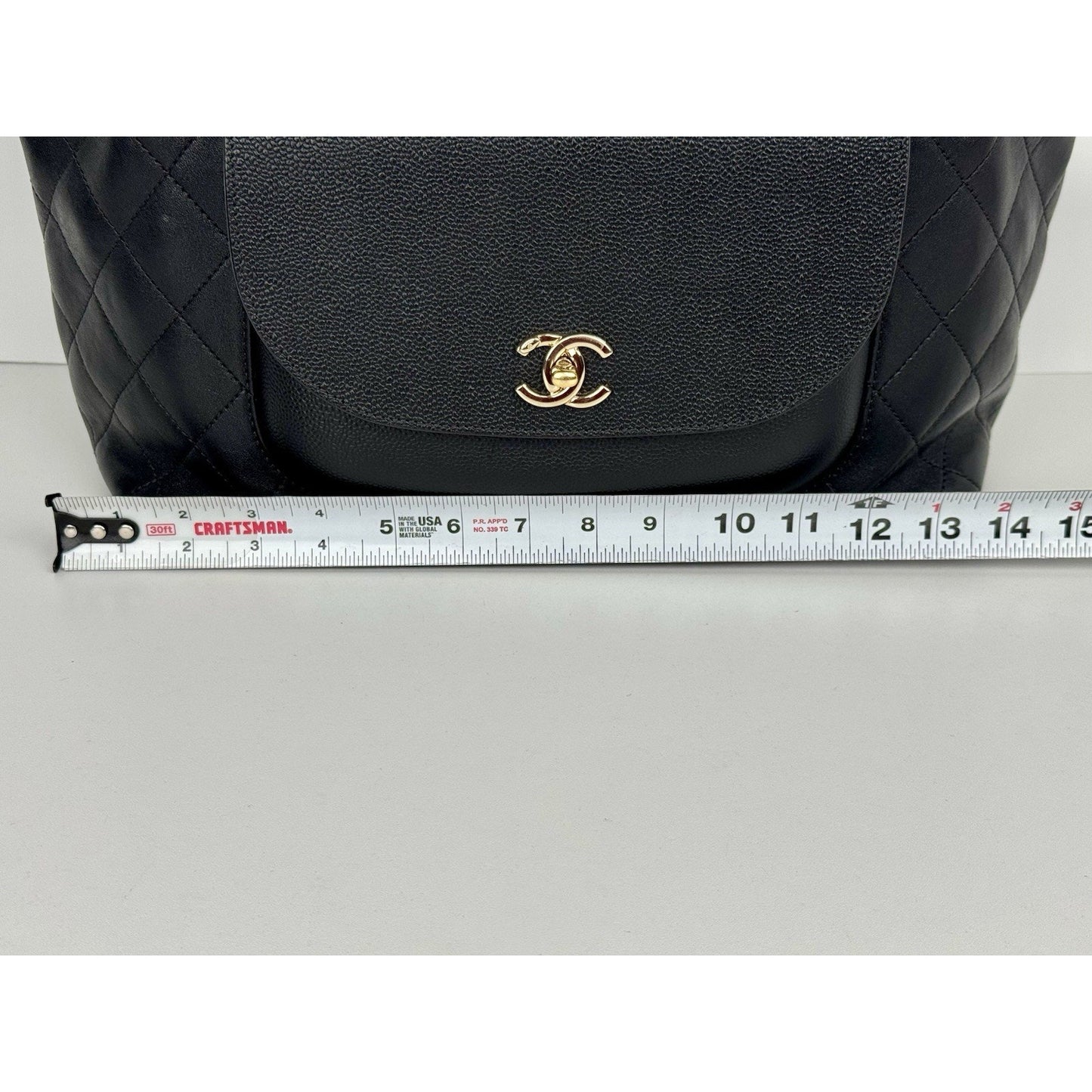 Chanel CC diamond-quilted tote bag in black calfskin & caviar leather