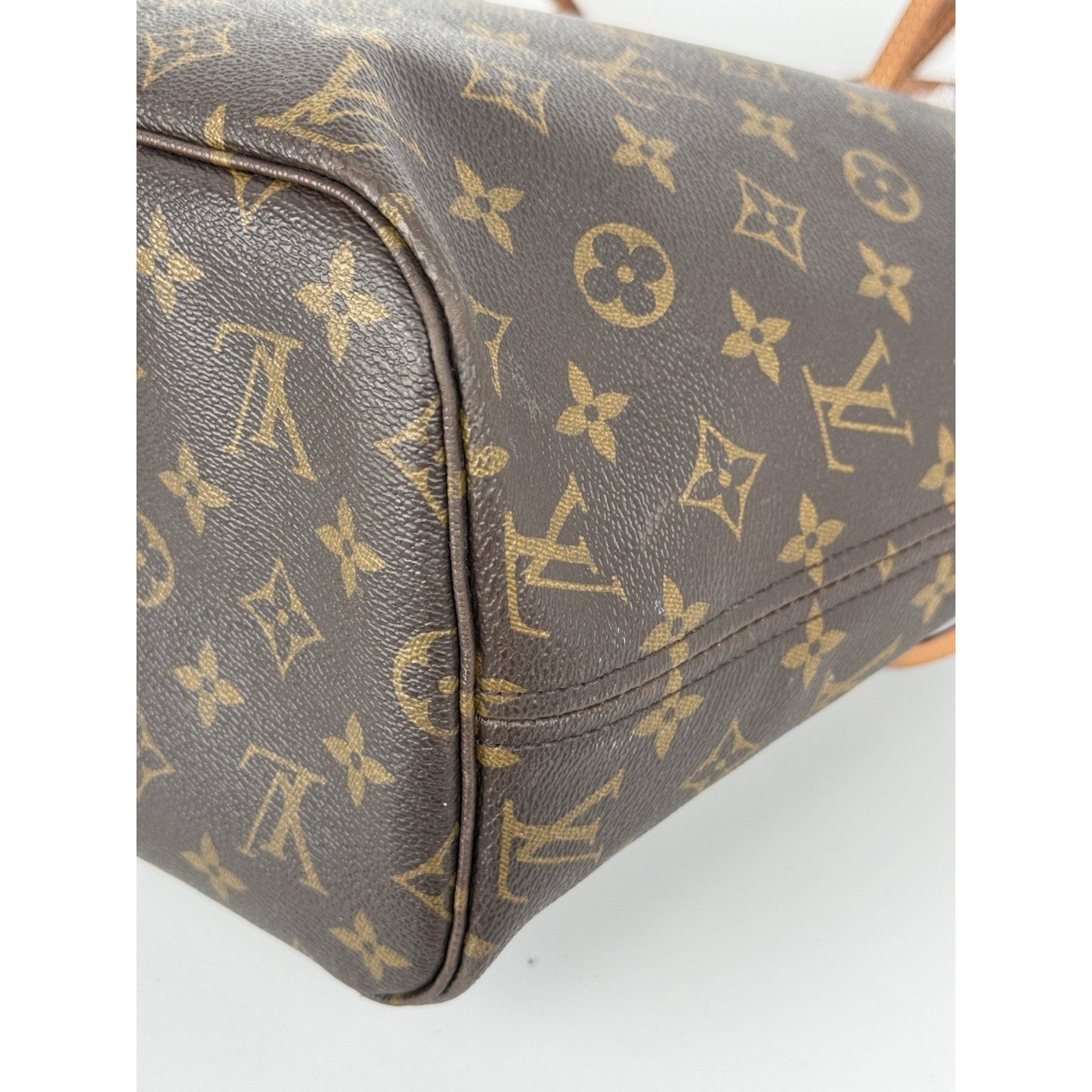 Louis Vuitton Monogram Neverfull MM Tote Bag Brown Canvas