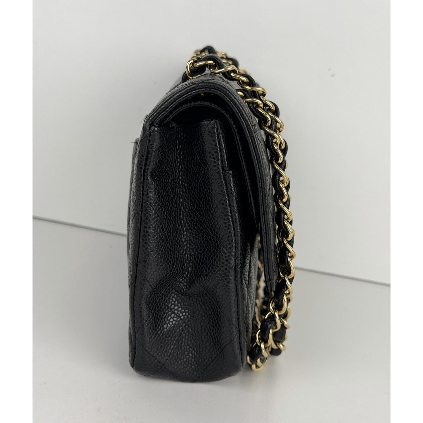 Chanel Classic Bag Black Grained Calfskin Leather & Gold-Tone Hardware D1