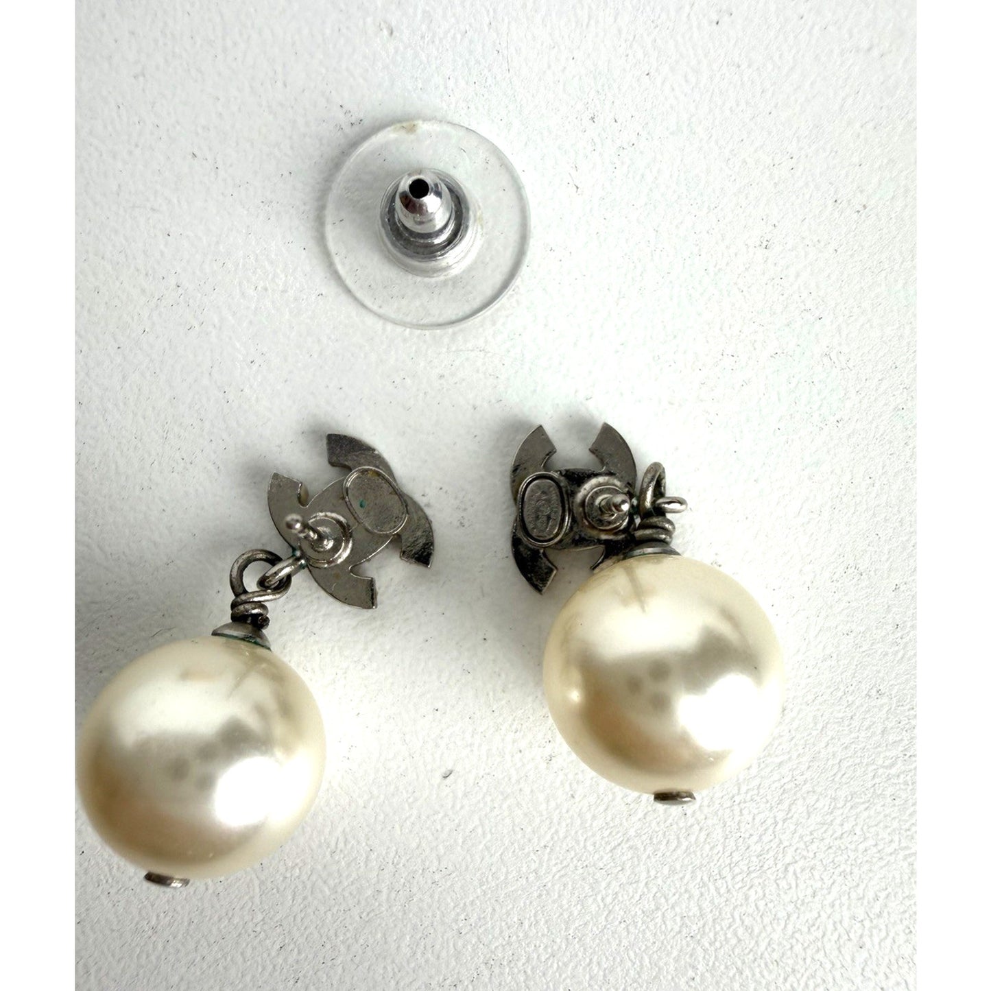 Chanel Faux Pearl & Strass CC Drop Earrings K-3