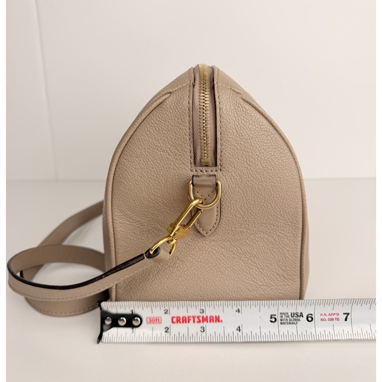 Louis Vuitton Speedy Bandouliere 25 Bag in Tourterelle Monogram Leather NFC C3