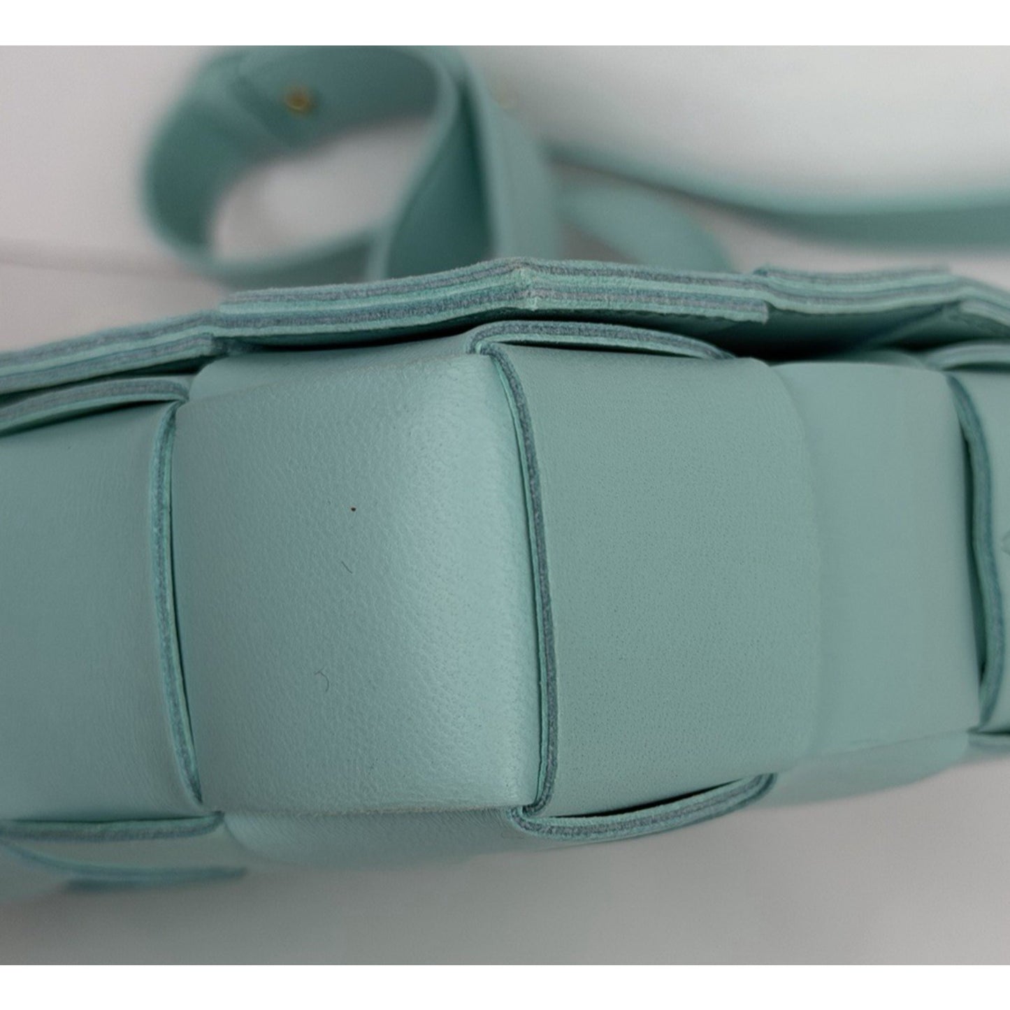Bottega Veneta Intrecciato Cassette Shoulder Bag Small in Spearmint Leather