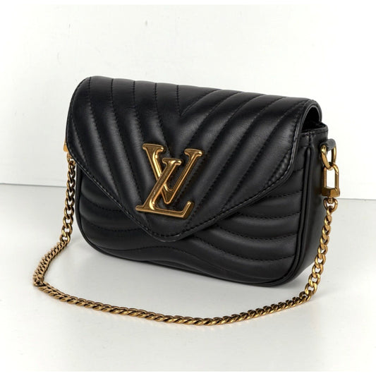 Louis Vuitton New Wave Multi Pochette Bag in Black Quilted Leather NFC S06