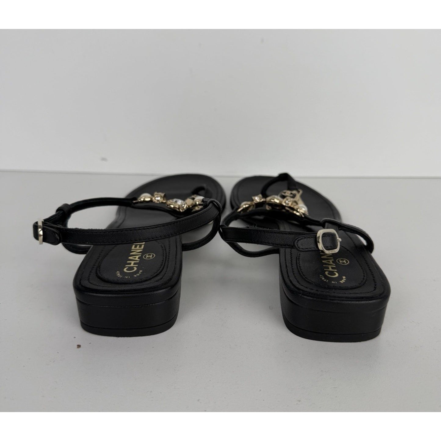 Chanel Metal Heart Thong Sandals Black Lambskin with Crystal Accents US Size 7.5
