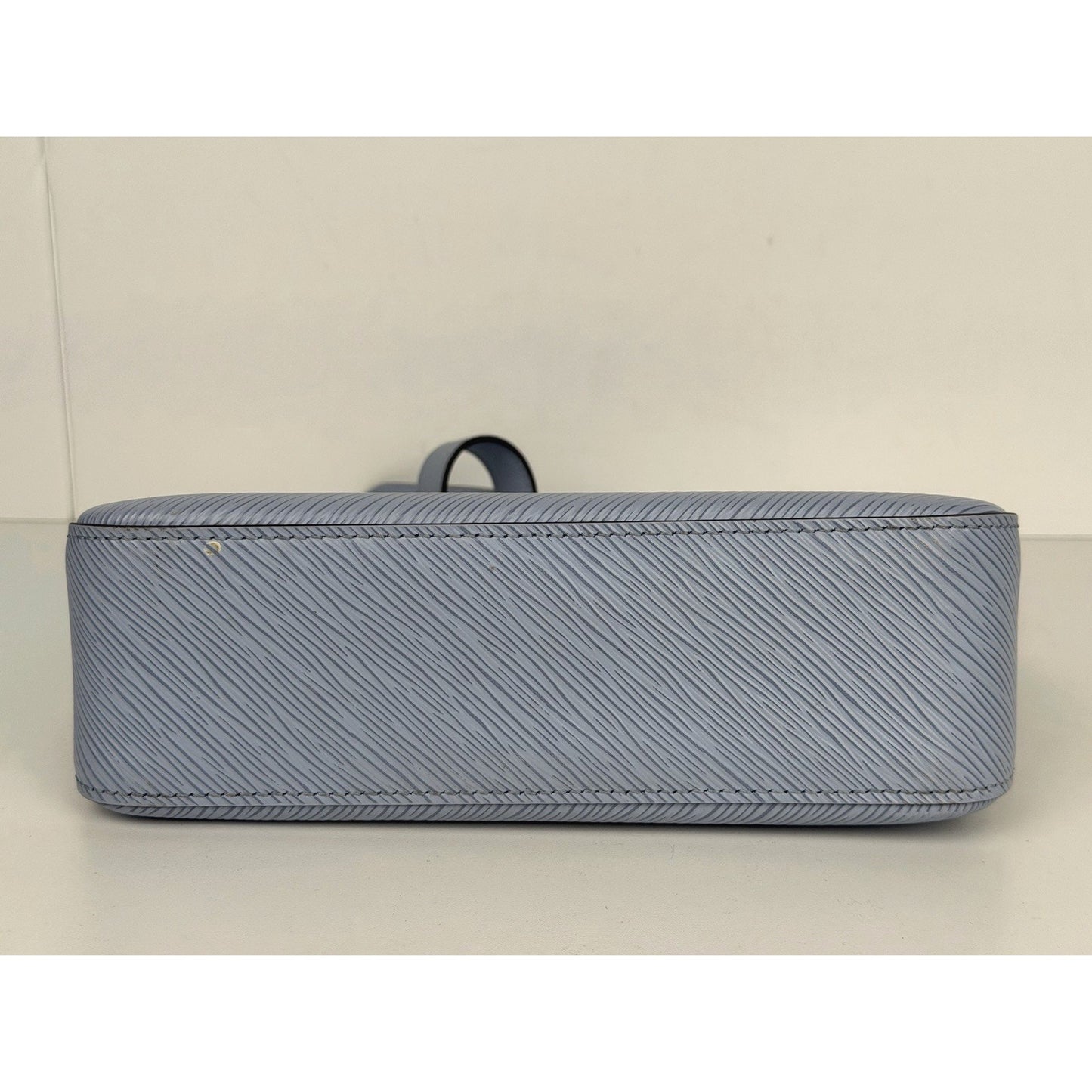 Louis Vuitton Marelle Bag in Bleu Nuage Epi Leather with Detachable Pochette F3