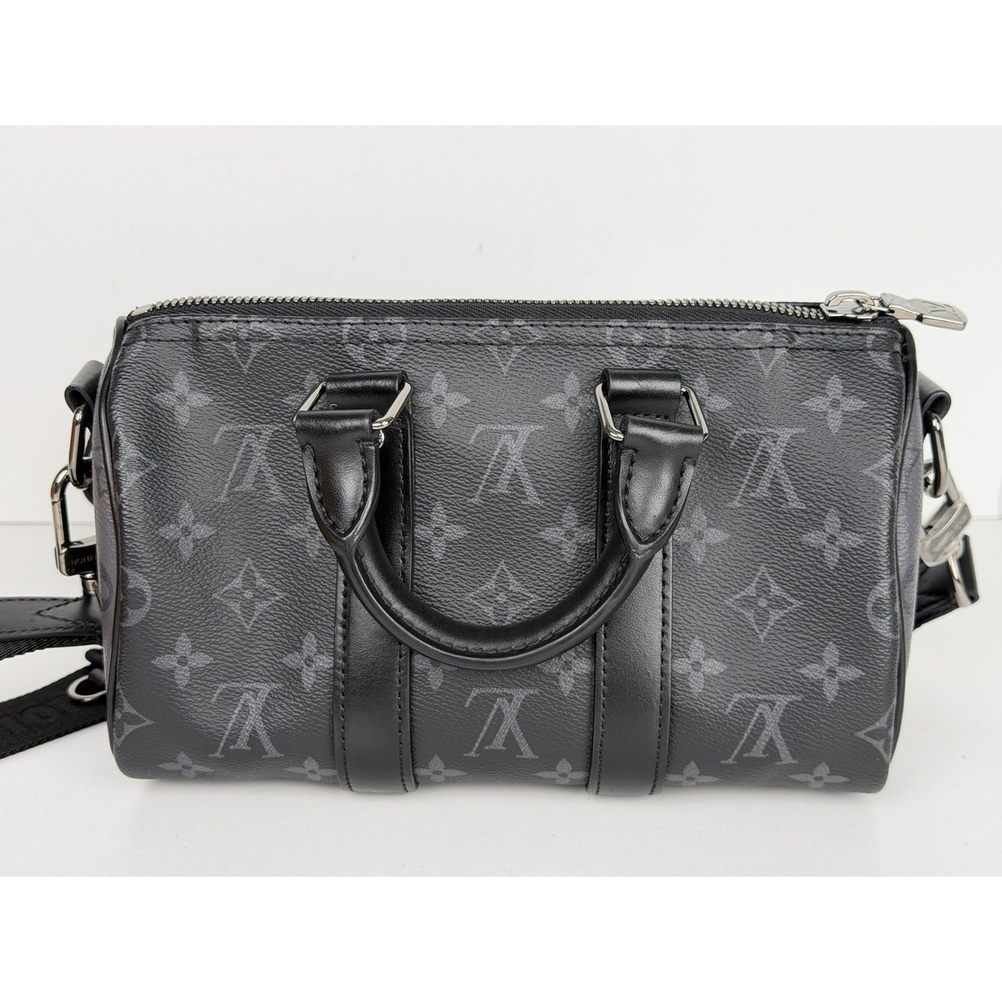 Louis Vuitton Keepall Bandouliere 25 Reverse Monogram Eclipse Canvas Microchipped