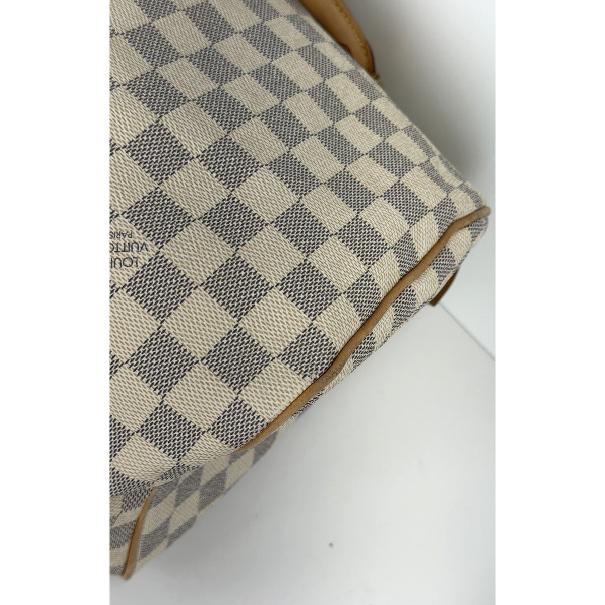 Louis Vuitton Speedy 30 Top Handle Bag in Damier Azur Coated Canvas 2007 S02