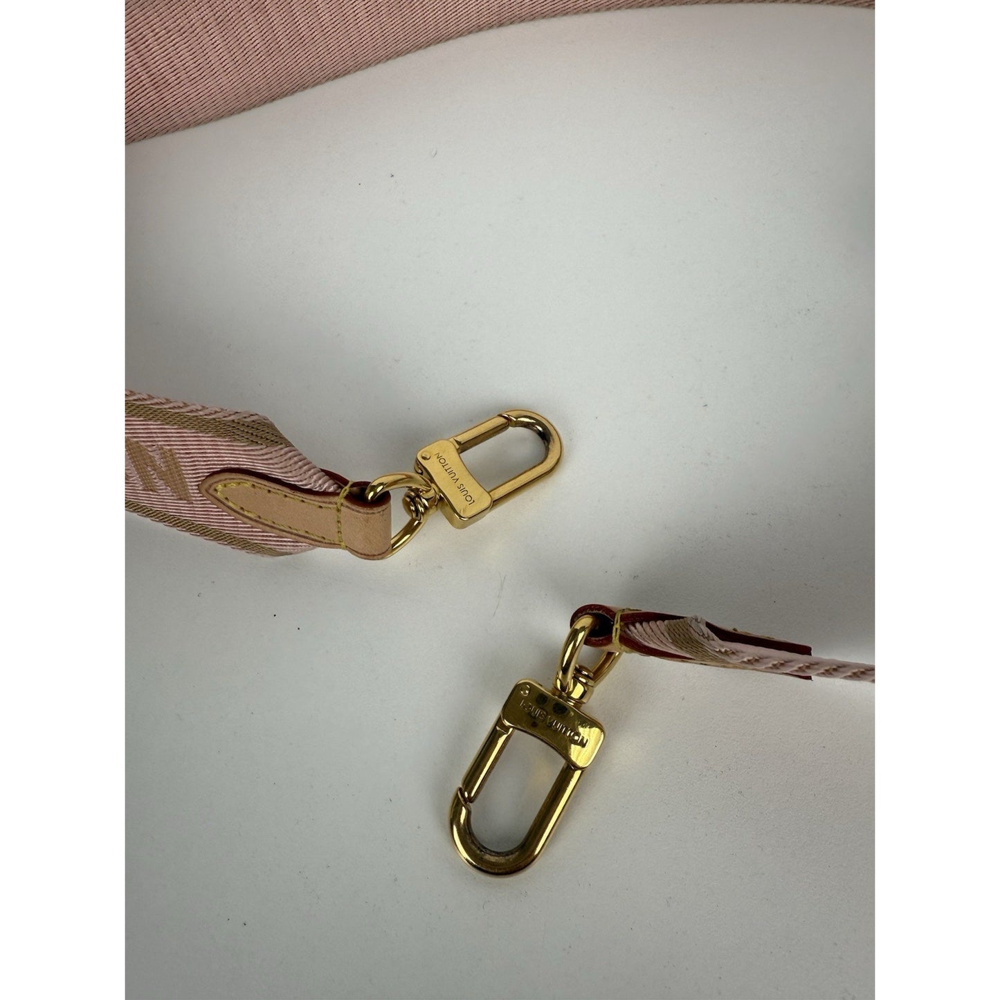 LOUIS VUITTON Multi Pochette Accessoires Brown Canvas Pink Strap Shoulder Bag