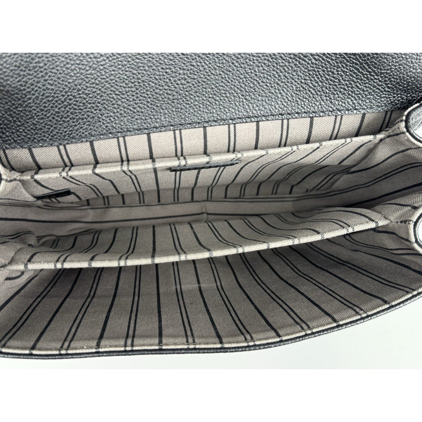 Louis Vuitton Empreinte Pochette Métis in Black C-2