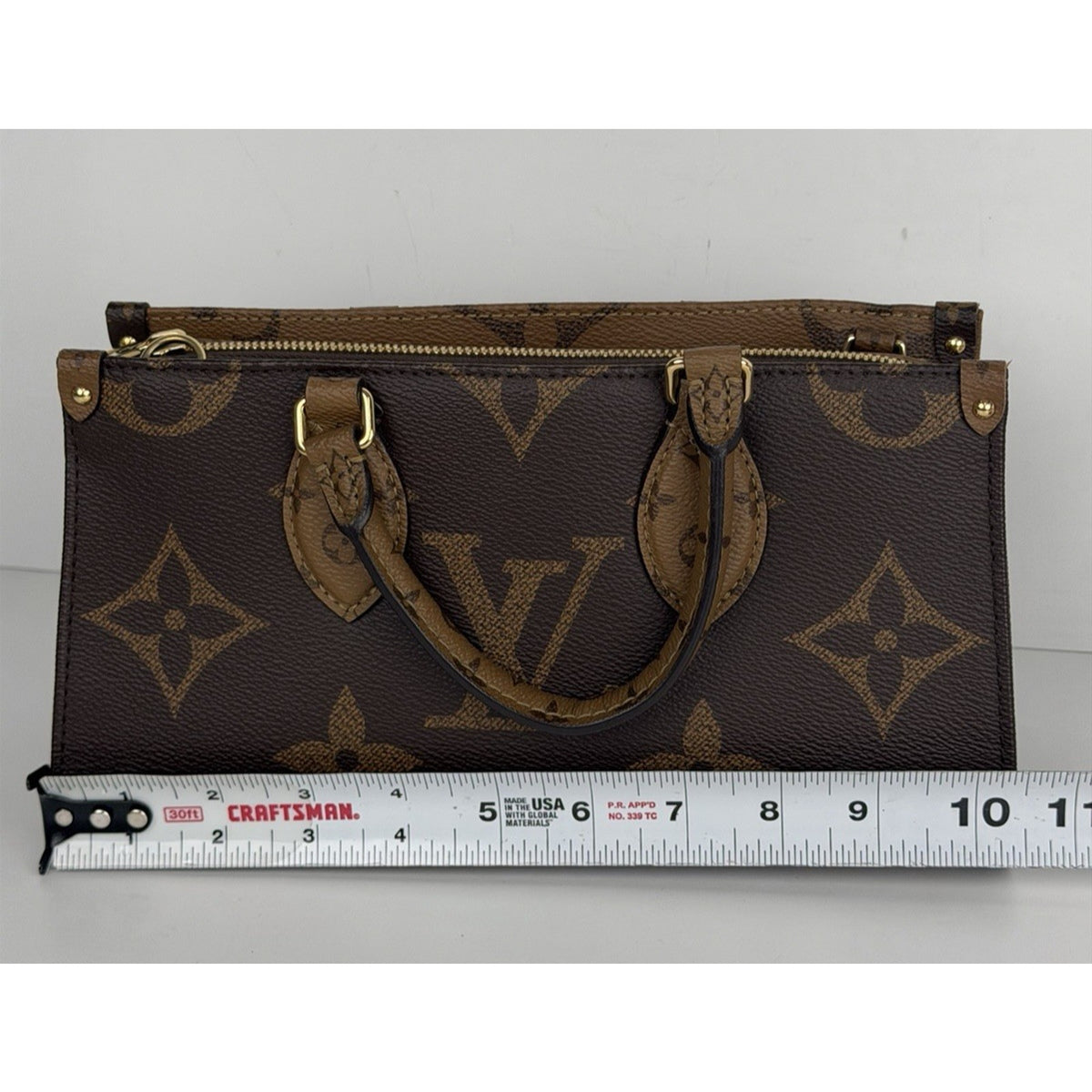 Louis Vuitton OnTheGo East West HandBag Monogram Reverse Brown Canvas NFC E2