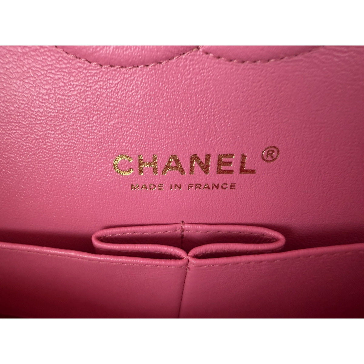 Chanel Classic Double Flap Shoulder Bag Medium in Pink Caviar Leather 2019 YE-1