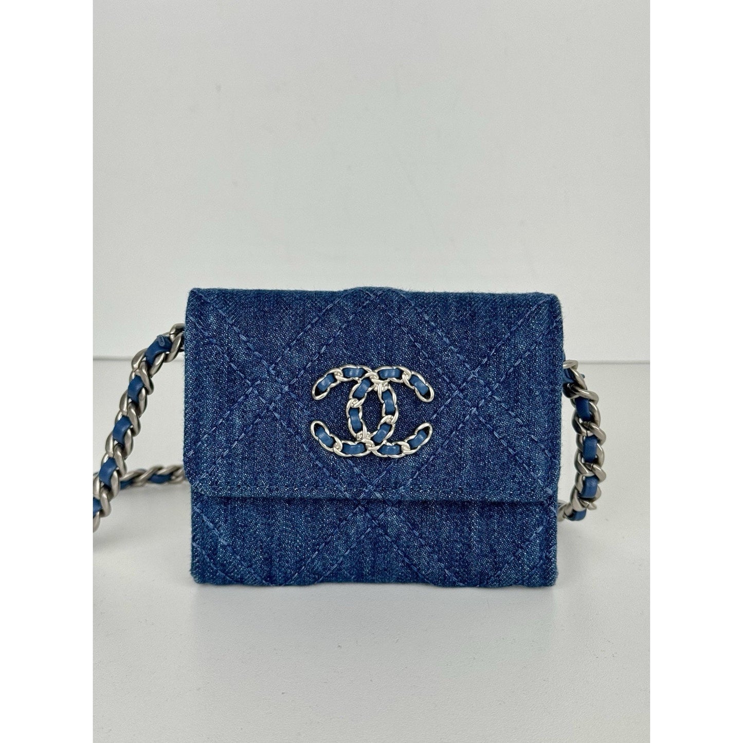 Chanel Denim 19 Wallet on Chain Crossbody Bag (2021)