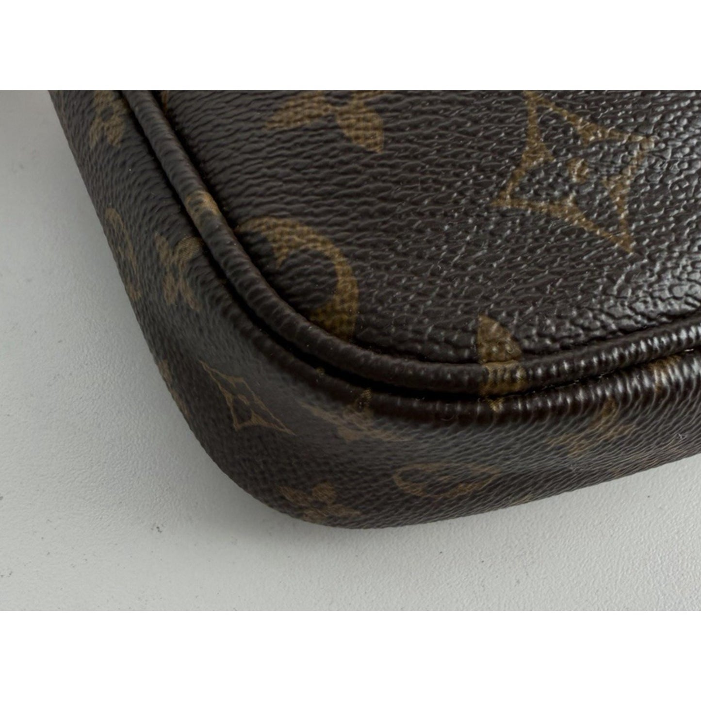Louis Vuitton Multi Pochette Accessoires Bag in Brown Coated Canvas NFC S-08