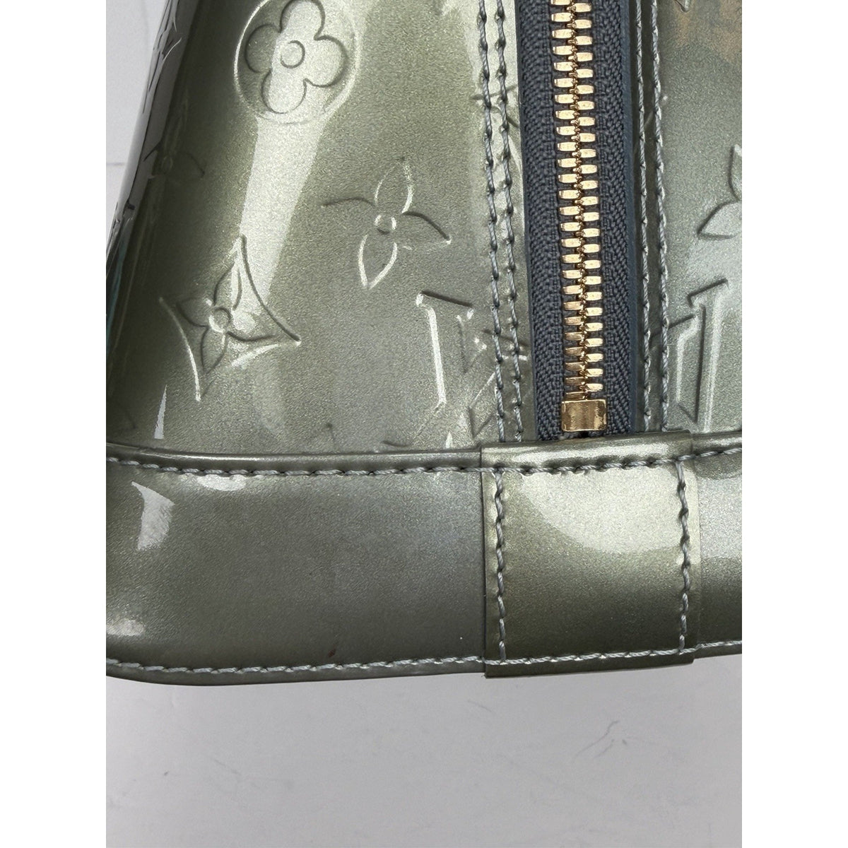 Louis Vuitton Alma GM Handbag in Green LV Monogram Vernis Patent Leather 2011 F2