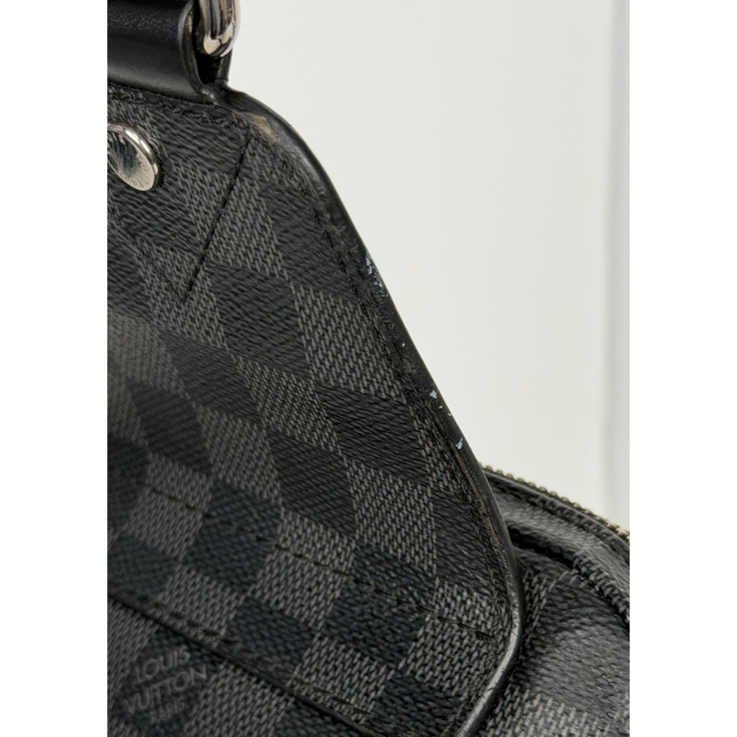 Louis Vuitton Avenue Sling Bag in Damier Graphite Coated Canvas S-05
