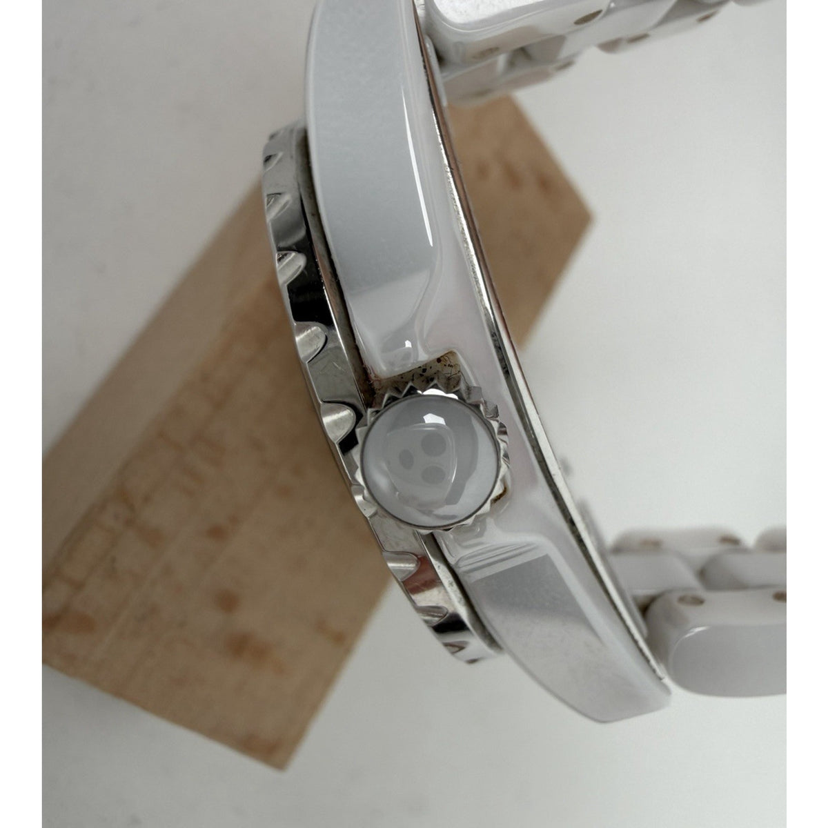 Chanel Watch J12 H1628 White Ceramic Quartz Diamond Markers 33mm Limited Edition