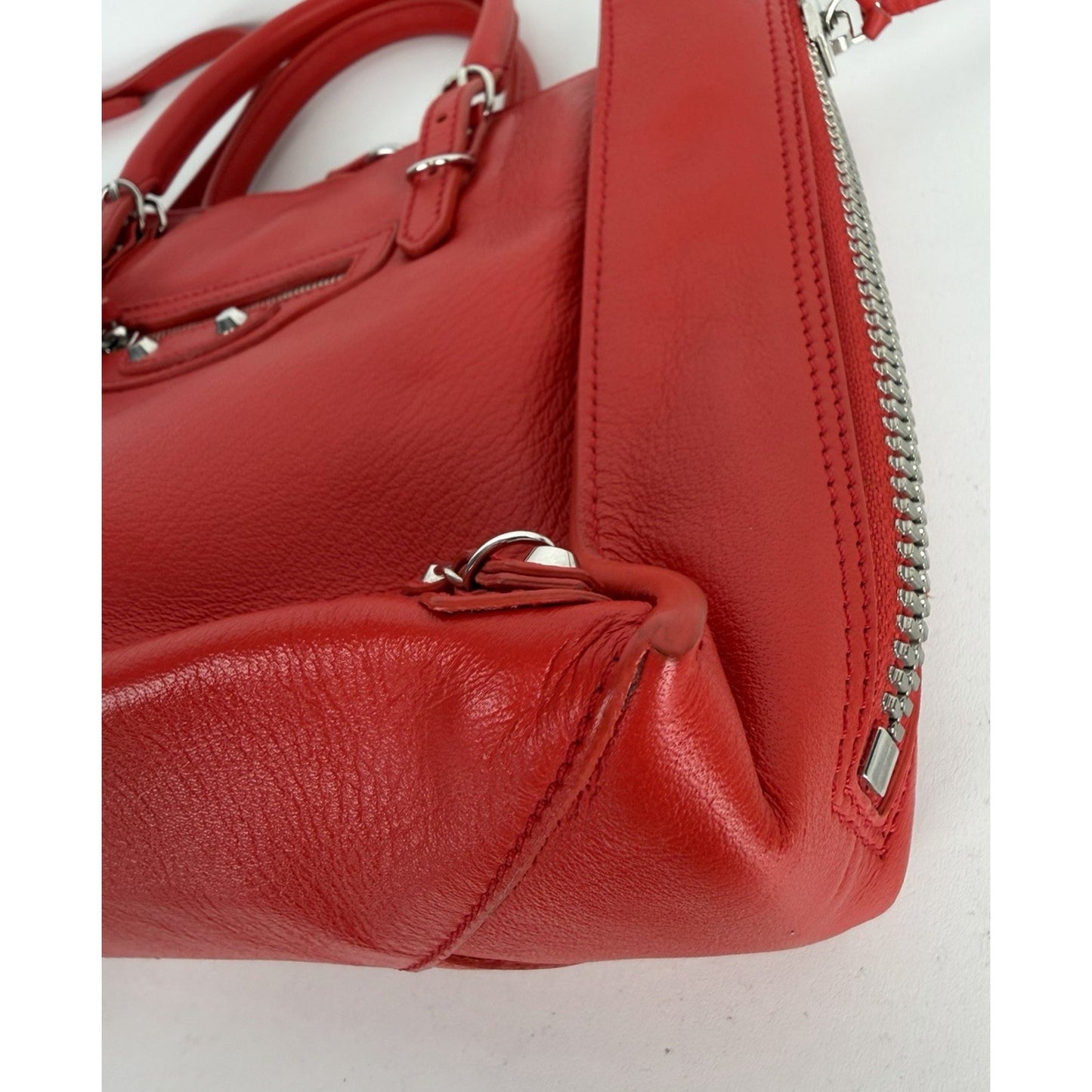 Balenciaga Papier A4 Zip-Around Tote Bag Mini in Red Calfskin Leather S-01
