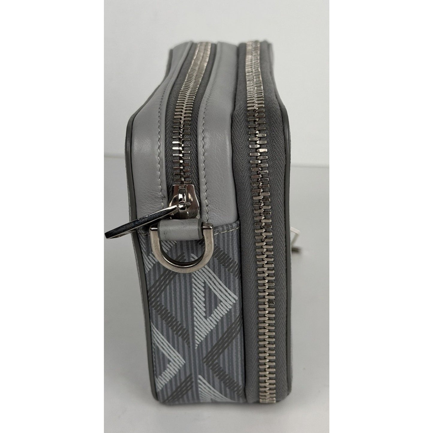 Christian Dior CD Diamond Messenger Pouch Gray Coated Canvas 2021 S17