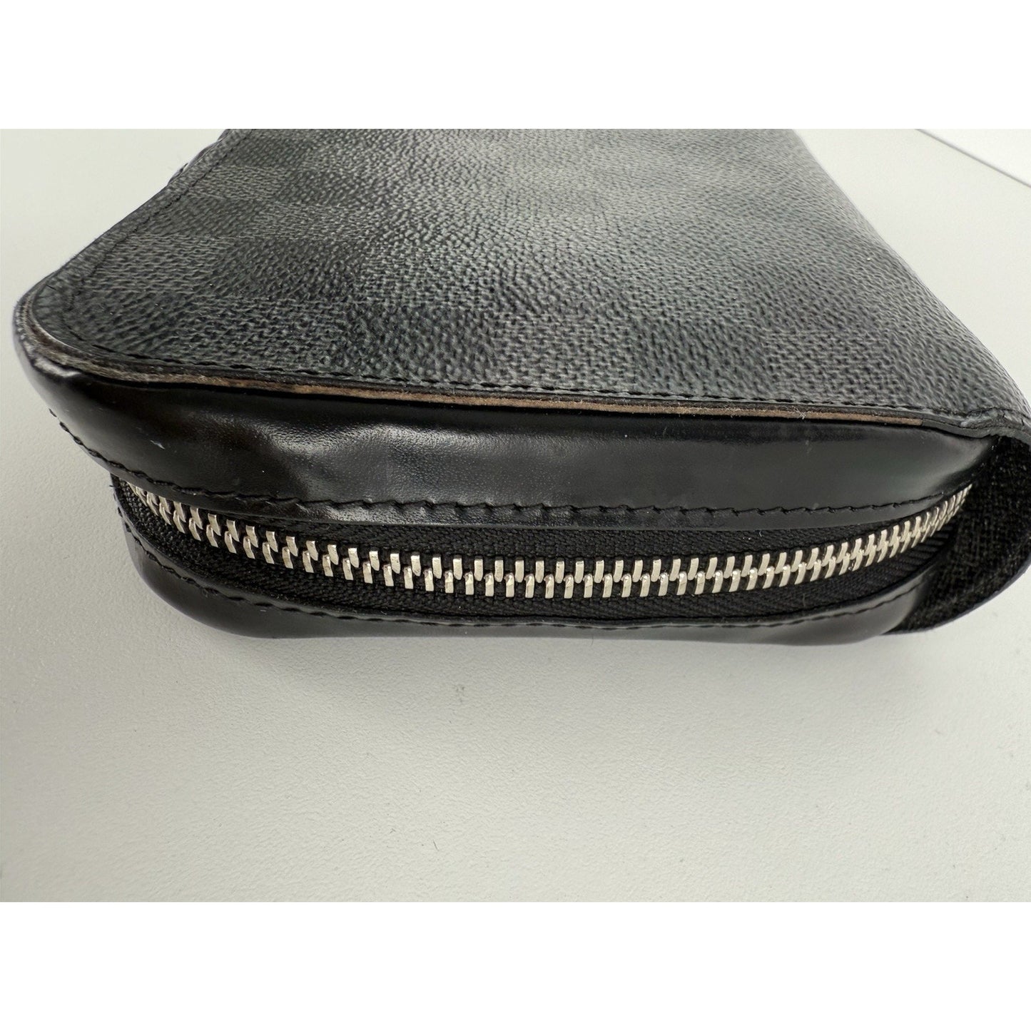 Louis Vuitton Zippy XL Damier Graphite Travel Case Long Wallet