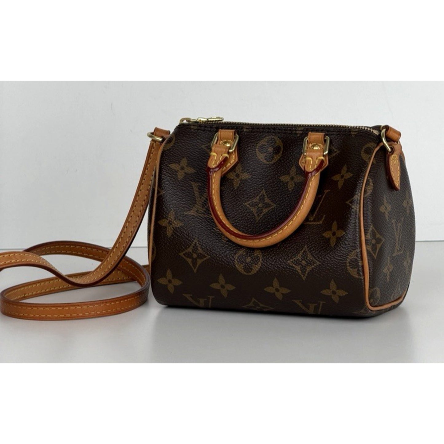Louis Vuitton Nano Speedy Handbag in Brown Coated Canvas Crossbody 2019 B5