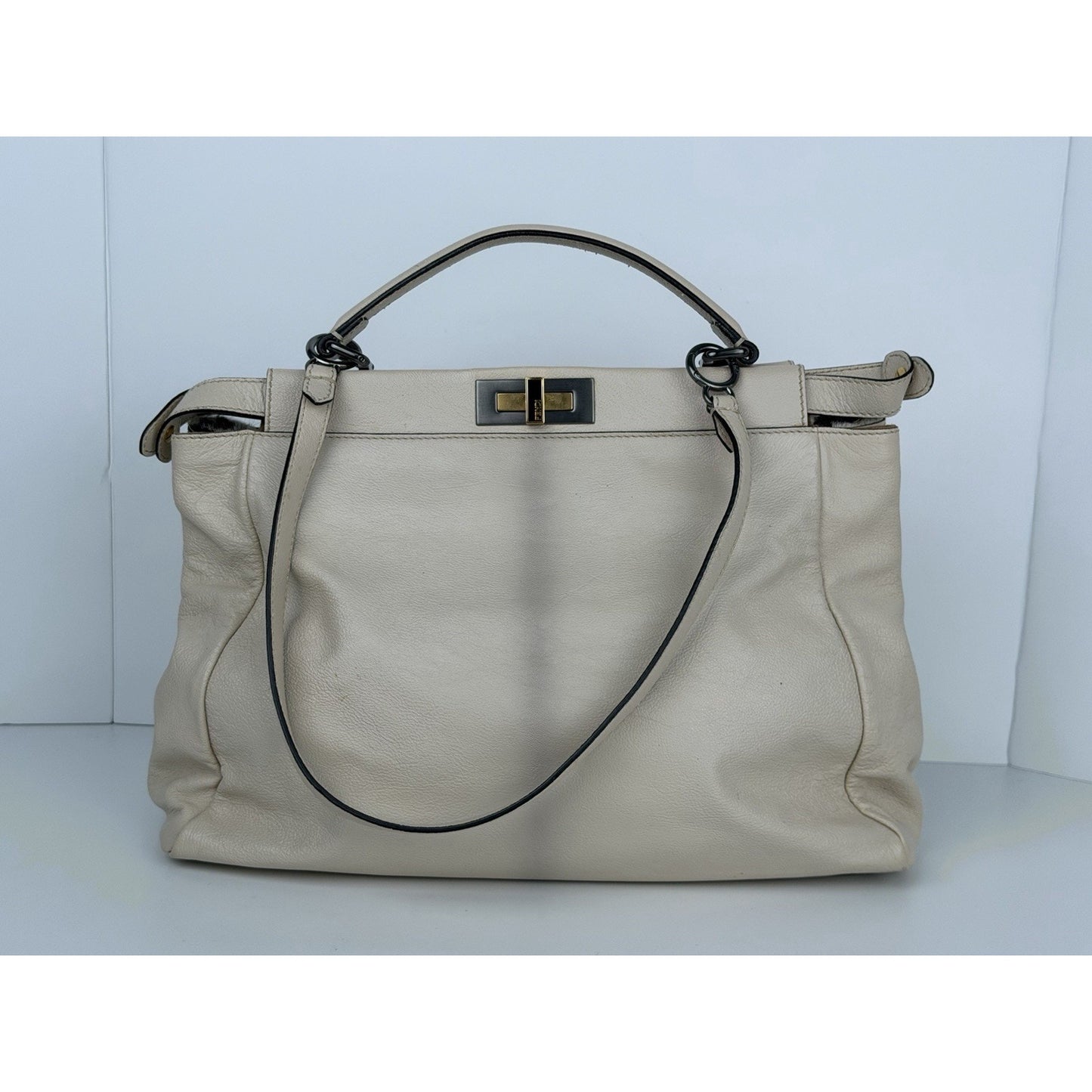 Fendi Peekaboo Bag in Light Beige Calf Leather S01