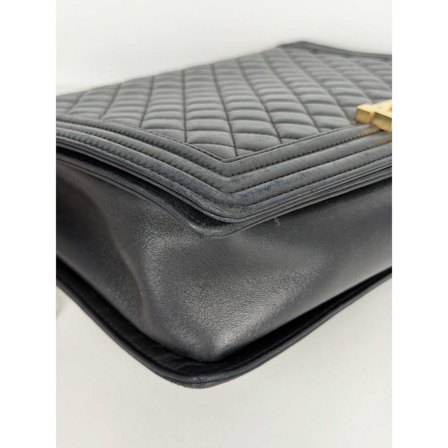 Chanel Large Boy Flap Bag in Black Quilted Leather Gold-Tone Hardware 2017 D4