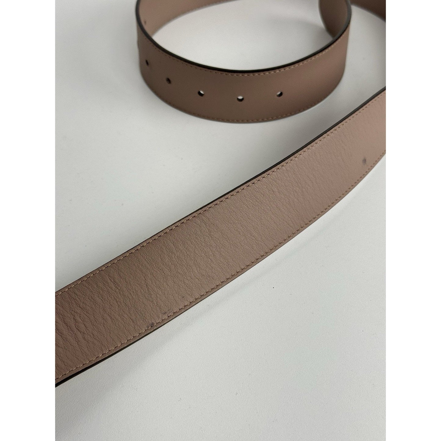 Gucci GG Marmont Leather Belt in Dusty Pink Size 90 36