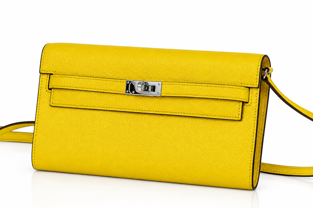 Hermès Chevre Mysore Kelly Wallet To Go in Lime