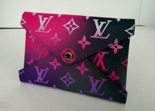 Actual Louis Vuitton gradient monogram envelope pouch photo 1