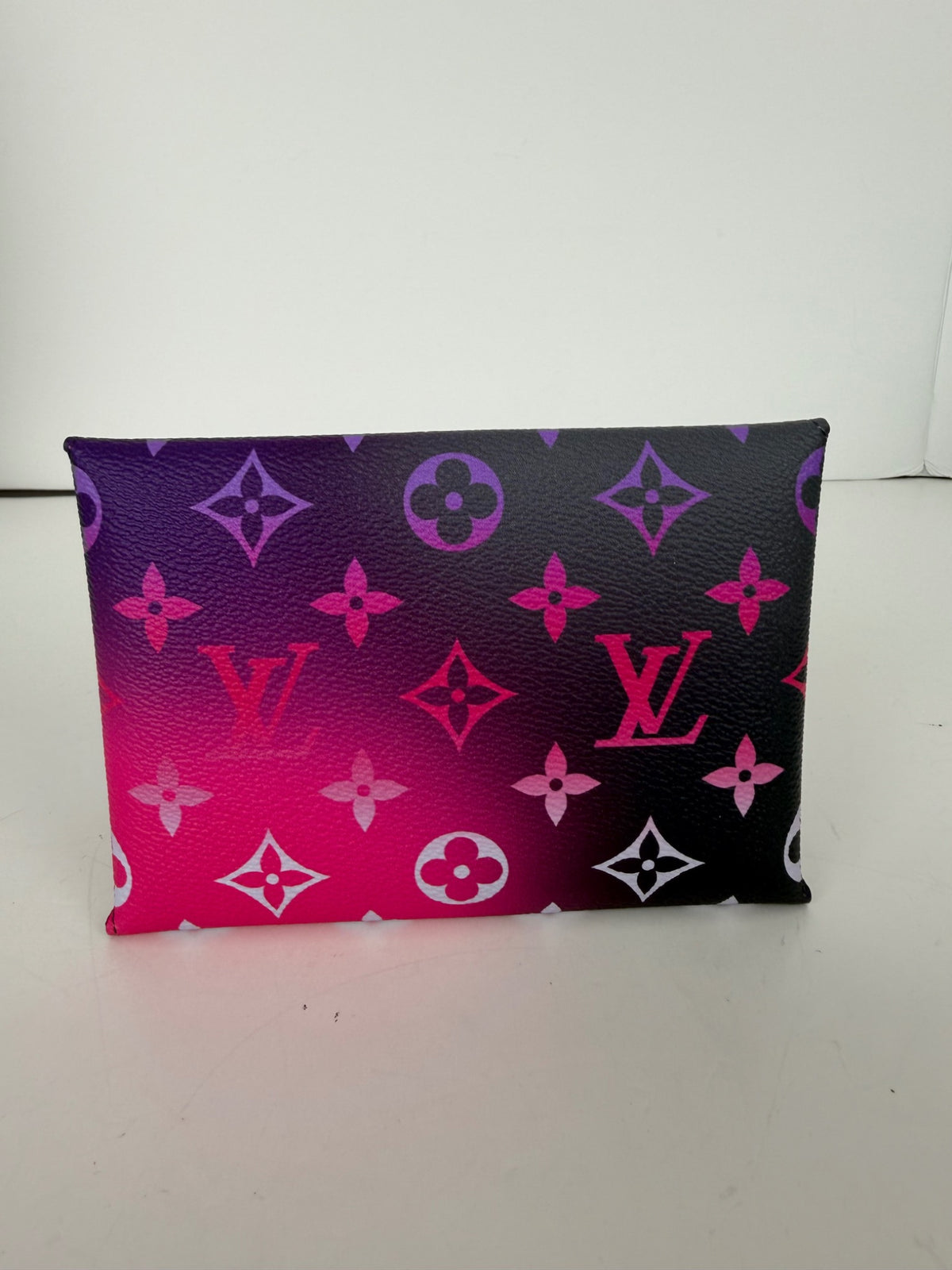Actual Louis Vuitton gradient monogram envelope pouch photo 2